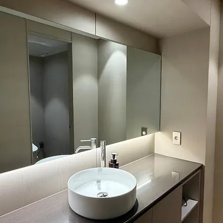 Waltz Hotel